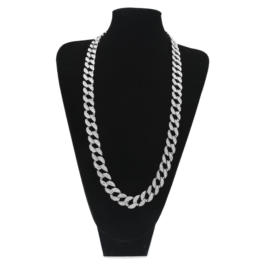 Luxury Cuban Chain Necklace – Diamond-Inspired Iced Design