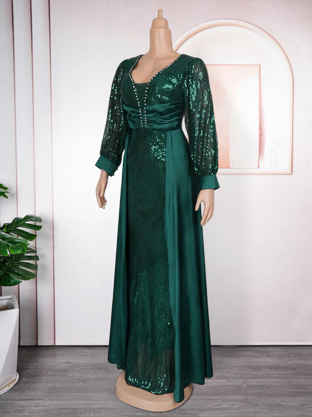 Signature Luxury Evening Dress – Limited Edition | Stylist Frantz